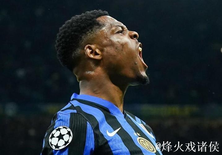 罗马诺:邓弗里斯明夏或将告别国米,解约金仅需2500万 罗马诺:邓弗里斯明夏或将告别国米,解约金仅需2500万